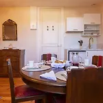 Apartment De L'orangerie, Rives De