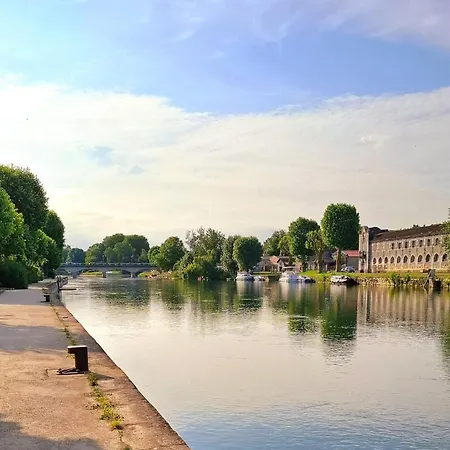 De L'orangerie Apartment Jarnac