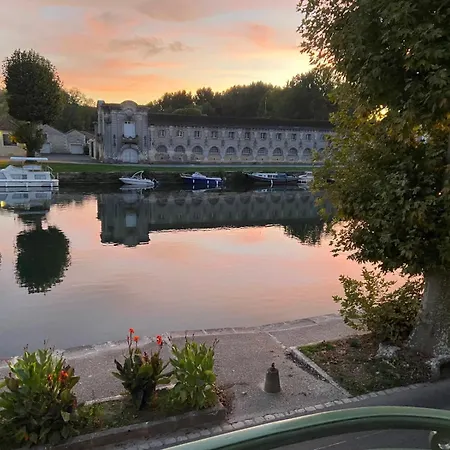 De L'orangerie, Rives De Jarnac